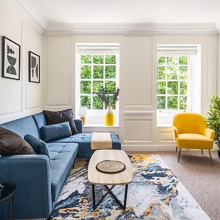Stunning 3 Bedroom Period City Centre Apartment Bath Exterior photo